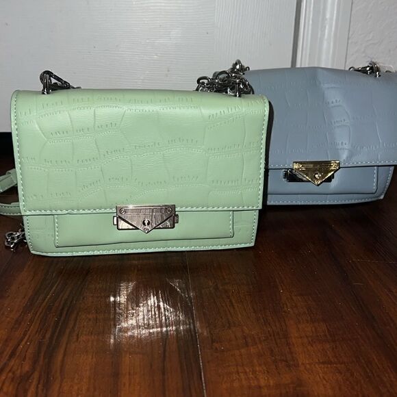 Brand NEW White Leather Crossbody Bag Woven Chain Top Handle NWT - Snap Closure - Picture 9 of 14